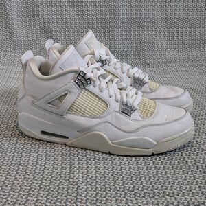 Jordan 4 Pure Money's